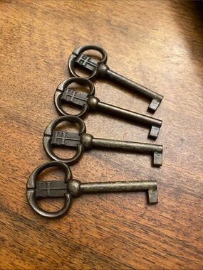 Furniture Keys Bundle of 4 Decor Art